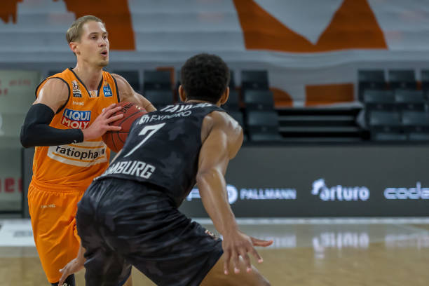 这与斯图加 这与斯图加