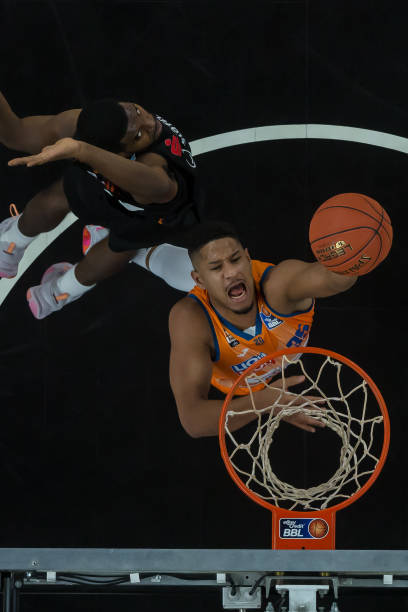 鹈鹕队的攻 鹈鹕队的攻